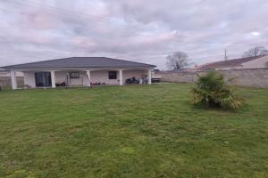 Thumbnail of property #327321693. Click for details