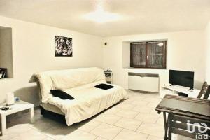 Picture of listing #327336759. Appartment for sale in Courtavon
