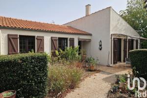 Picture of listing #327338091. House for sale in La Jarrie