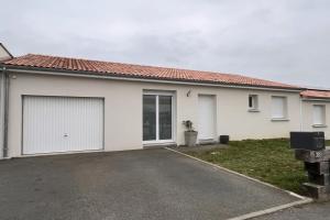 Picture of listing #327374785. House for sale in La Chevrolière