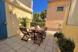 Picture of listing #327379252. Appartment for sale in Six-Fours-les-Plages