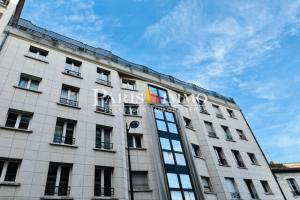 Picture of listing #327383131. Appartment for sale in Paris