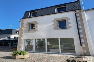 Picture of listing #327426089. Building for sale in Quiberon