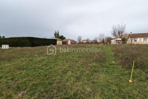 Picture of listing #327431236. Land for sale in Cleppé
