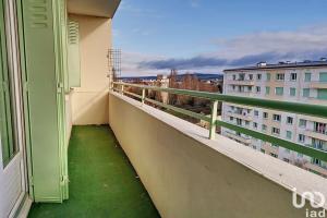 Picture of listing #327447453. Appartment for sale in Auxerre