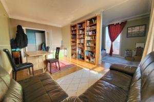 Picture of listing #327448281. Appartment for sale in Paris