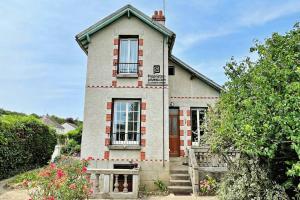 Picture of listing #327448595. House for sale in Saint-Julien-du-Sault