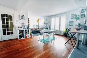 Picture of listing #327471256. Appartment for sale in Auxerre