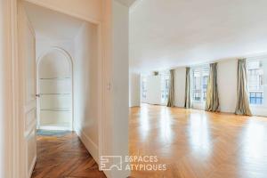 Picture of listing #327485973. Appartment for sale in Paris