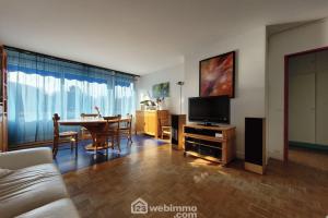 Picture of listing #327487846. Appartment for sale in Sceaux