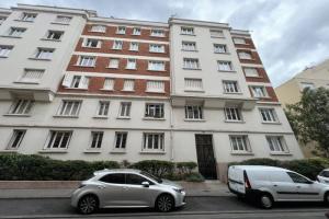 Picture of listing #327521973. Appartment for sale in Courbevoie