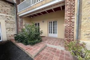 Thumbnail of property #327527184. Click for details