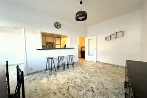 Picture of listing #327551950. Appartment for sale in Juan-les-Pins