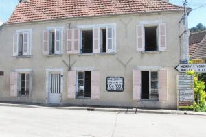 Picture of listing #327554813. House for sale in Châtel-Censoir