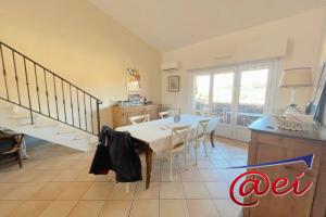 Picture of listing #327568256. Appartment for sale in Le Beausset