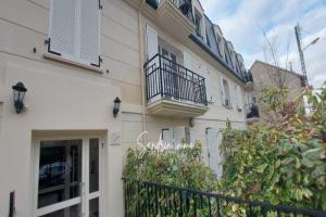 Picture of listing #327572408. Appartment for sale in Chantilly