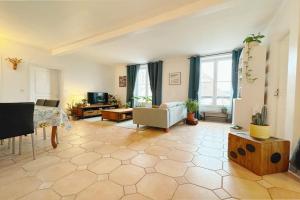 Picture of listing #327611107. Appartment for sale in Avon