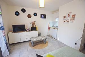 Picture of listing #327625619. Appartment for sale in Peymeinade