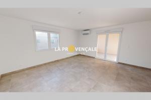 Picture of listing #327625897. Appartment for sale in Trets