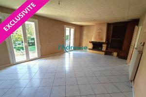 Thumbnail of property #327632073. Click for details