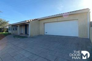 Thumbnail of property #327632343. Click for details