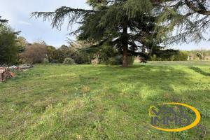 Picture of listing #327647400. Land for sale in Toulouse