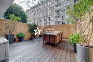 Picture of listing #327648244. Appartment for sale in Paris