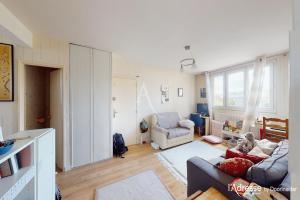 Picture of listing #327683036. Appartment for sale in Palaiseau