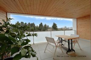 Picture of listing #327702897. Appartment for sale in Avignon