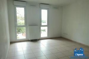 Picture of listing #327729220. Appartment for sale in Cenon