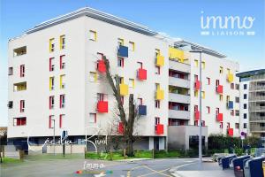 Picture of listing #327729416. Appartment for sale in Talence