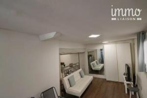 Picture of listing #327730844. Appartment for sale in Le Beausset