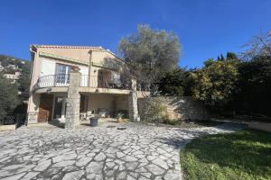 Picture of listing #327745533. House for sale in Grasse