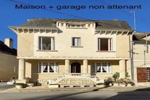 Picture of listing #327780285. House for sale in Bélâbre