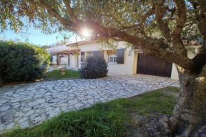 Picture of listing #327780313. House for sale in Nîmes