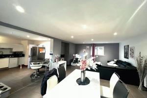 Picture of listing #327787951. Appartment for sale in Estrablin