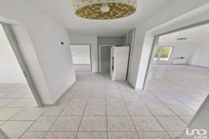 Thumbnail of property #327791520. Click for details