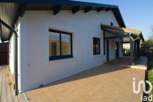 Picture of listing #327793438. House for sale in Biscarrosse