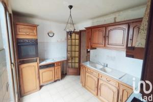Thumbnail of property #327794077. Click for details