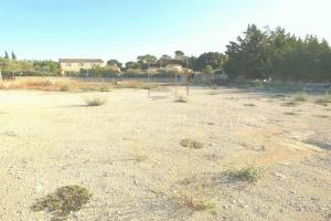 Picture of listing #327800897. Land for sale in Uzès