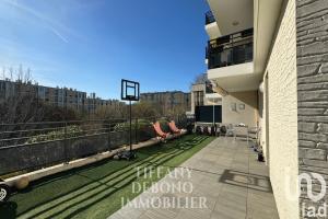 Picture of listing #327804197. Appartment for sale in Marseille