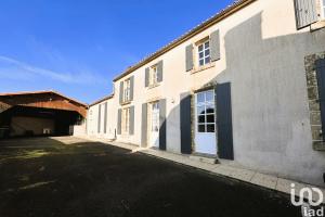 Picture of listing #327804580. House for sale in Foussais-Payré