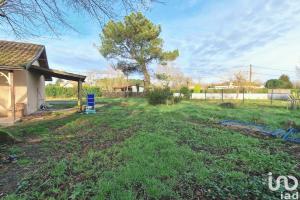 Picture of listing #327806596. Land for sale in Castelnau-de-Médoc