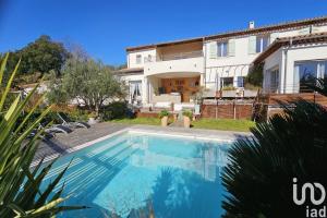 Picture of listing #327809626. House for sale in La Garde-Freinet