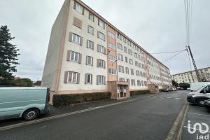 Picture of listing #327819398. Appartment for sale in Melun