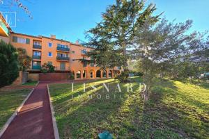 Picture of listing #327825720. Appartment for sale in Vallauris
