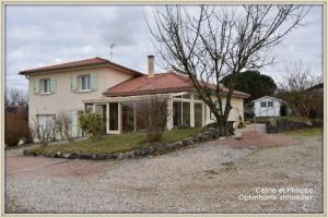 Picture of listing #327839382. House for sale in Bourg-en-Bresse