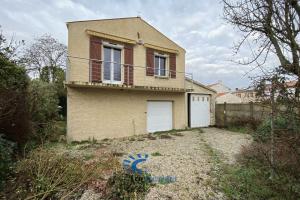 Picture of listing #327845307. House for sale in La Rochelle