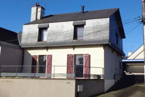 Picture of listing #327847715. House for sale in Fougères