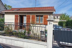 Picture of listing #327848309. House for sale in Pierrefitte-sur-Seine